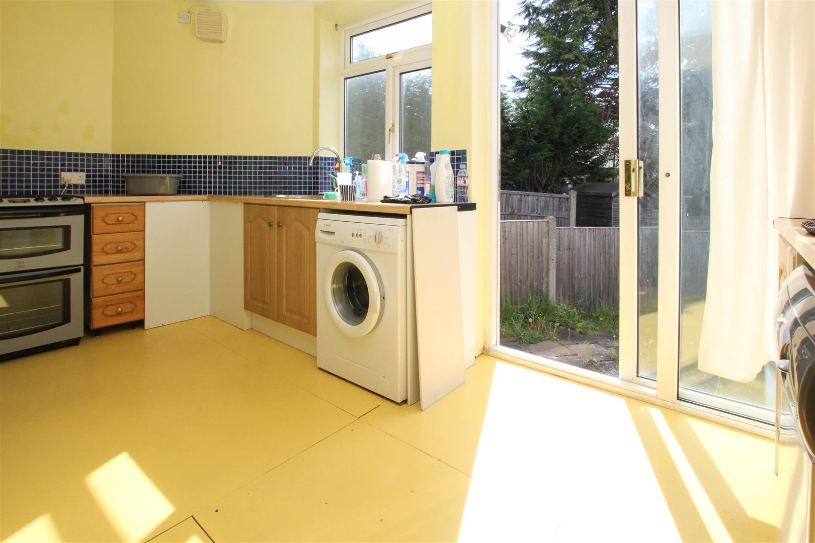 Kings Chase, Brentwood Keith Ashton